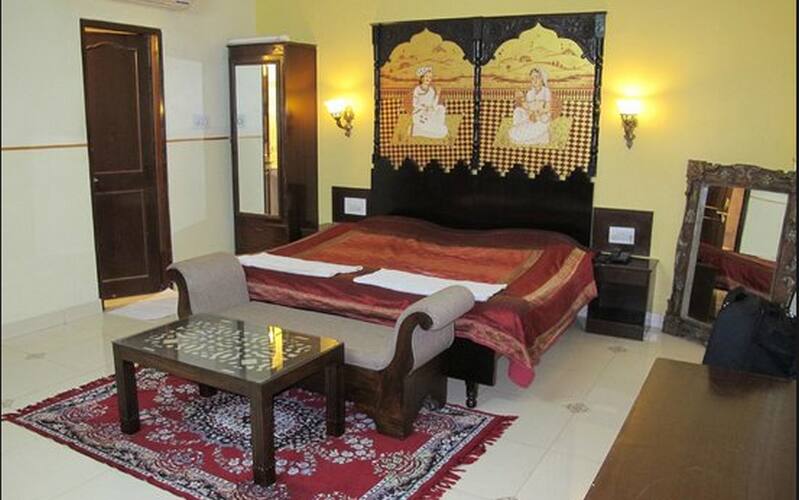 Hotel Sunder Residency, Dehradun 4